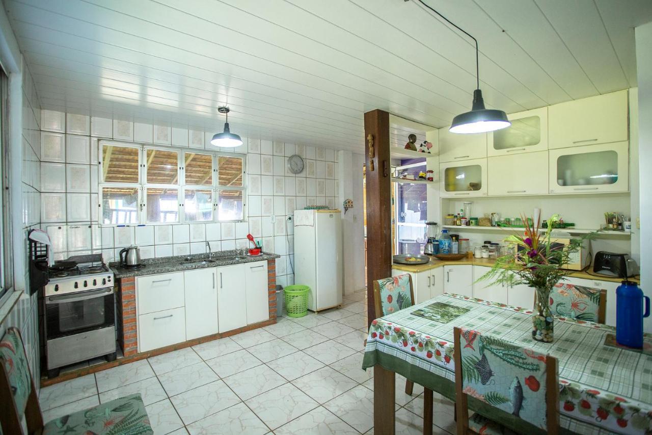 Habitación en casa particular Caiowa Floripa *